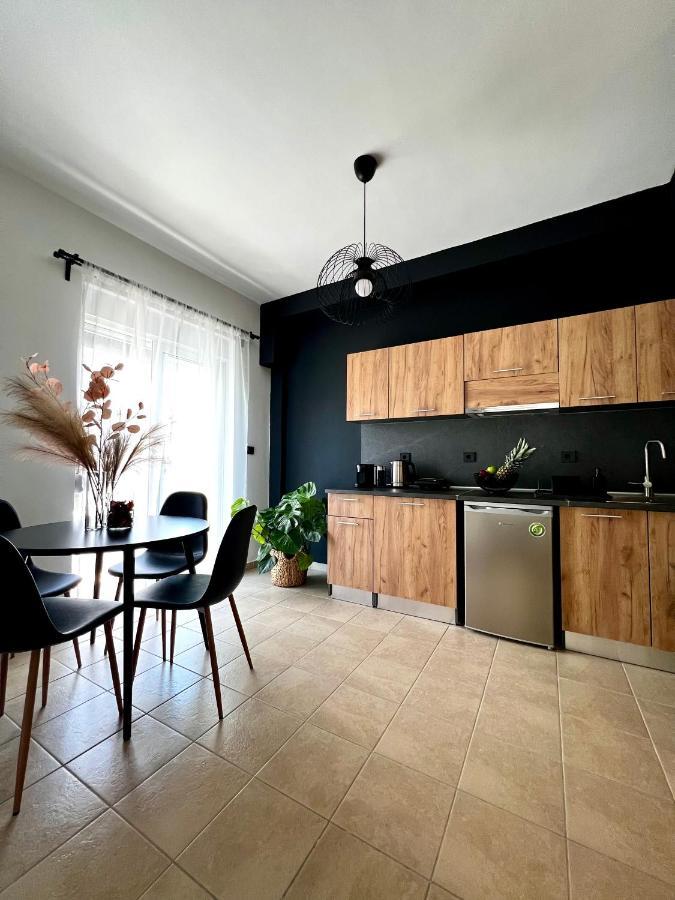 Downtown Apartments Rhodes City Екстер'єр фото