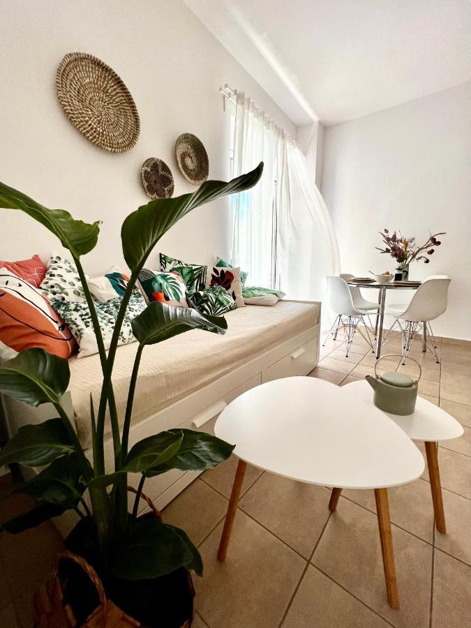 Downtown Apartments Rhodes City Екстер'єр фото